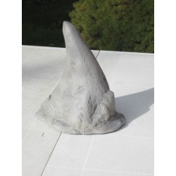 réplique petite corne de rhinocéros en ciment plâtre