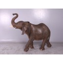 éléphanteau en  résine taille réelle