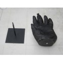 Reproduction d'une main de Gorille Africain